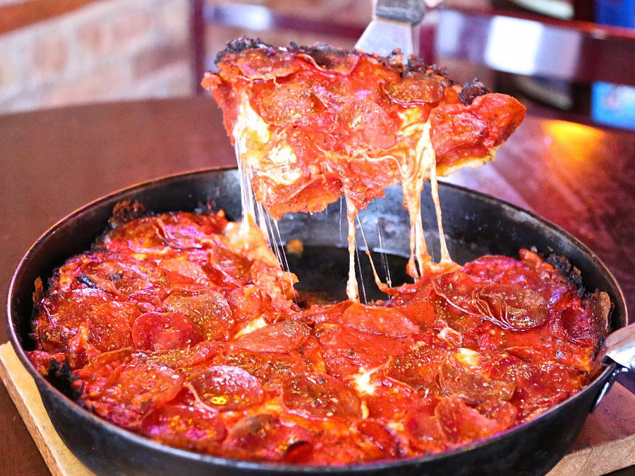 How To Eat Deep Dish Pizza