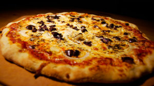How to clean a pizza stone